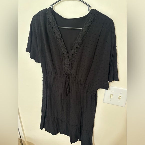 SHEIN Black Asymmetrical Swim Coverup - Picture 2 of 4